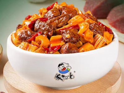 饭扫光炝卤味笋丁牛肉酱